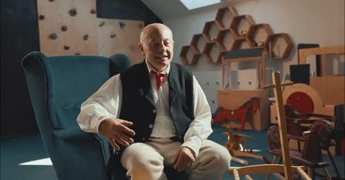 Wystawa drewnianych zabawek Józefa Krzaka w Zawoi