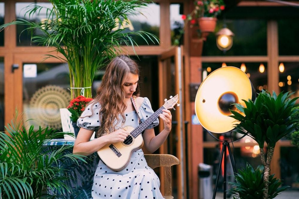 Muzyczne Piątki z Saksofonem w Restauracji Pod Kudłatym Baranem w Brennej