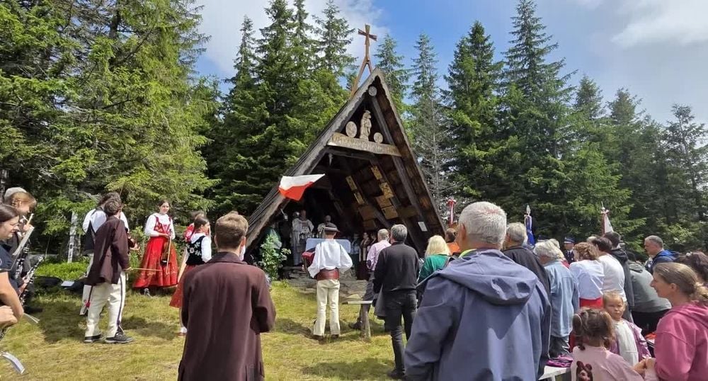 Juzyna na Holi w Suchej Beskidzkiej