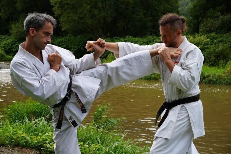 Letnia Akademia Karate i Jujitsu w Wiśle 2026 – tydzień treningów i rozwoju