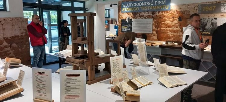 Noc Muzeów w Muzeum Biblii w Ustroniu – 16 maja 2026