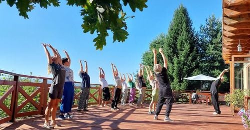Qigong na świeżym powietrzu w Parku Włókniarzy w Bielsku-Białej