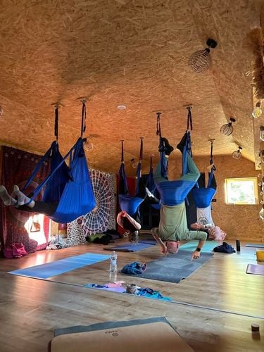 Niespieszne kolonie z dobrym ruchem : joga i regeneracja na luźnej kitce - Beskid Żywiecki